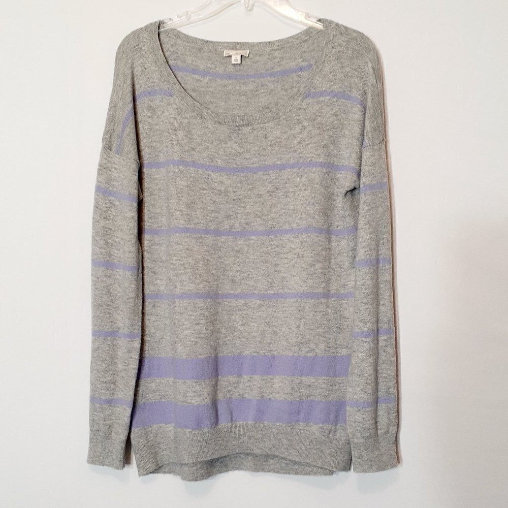 Women GAP "Designed & Crafted" Gray/Lavender Wool Blend Pullover Sweater; Size S